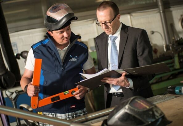 Steuerberater Egbert Chwatal, Goslar mit Metallbau-Unternehmer